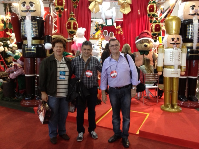 Dirigentes da CDL vão a São Paulo conhecer as novidades para decoração de  Natal – CDL – BC